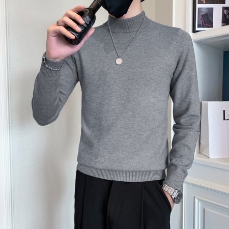 Мужской свитер с высоким воротником изображение