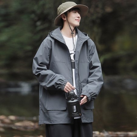 Мужская ветровка с капюшоном 2023 фотография