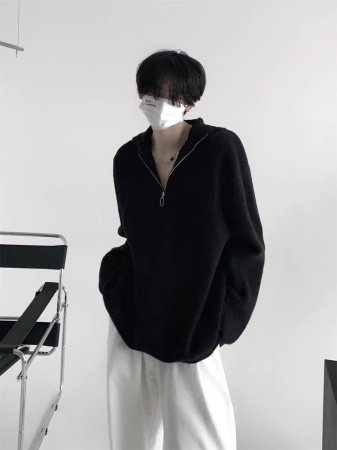 Мужская вязаная толстовка с капюшоном oversize фотография