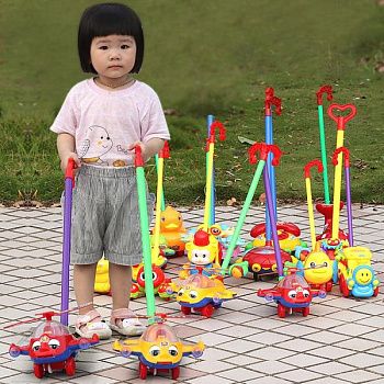 Детская игрушка-ходунки фотография