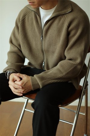 Мужская толстовка с молнией и высоким воротником изображение