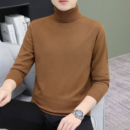 Мужской свитер с высоким воротником и утеплением изображение