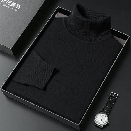 Мужской свитер с высоким воротником фотография