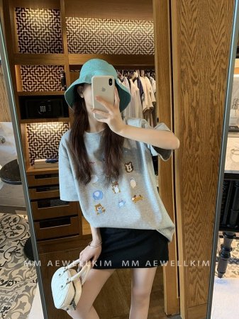 Женская футболка с коротким рукавом 2024 летней коллекции изображение