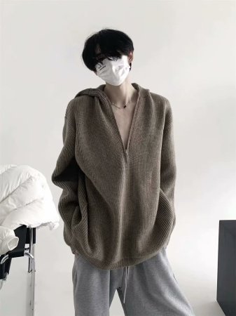 Мужская вязаная толстовка с капюшоном oversize фотография