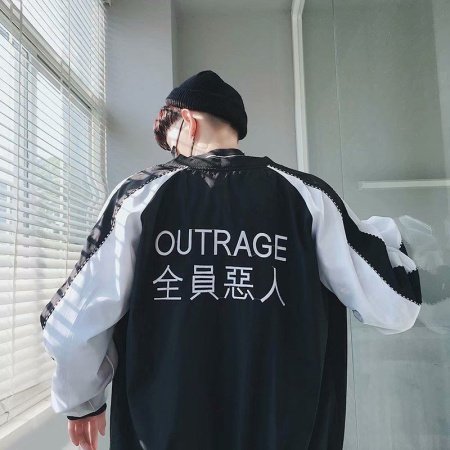 Весенне-осенняя мужская куртка в стиле ретро с крупным рисунком фотография