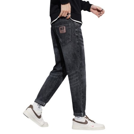 Мужские джинсы весна-лето 2024 фотография