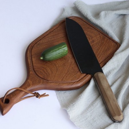 Деревянная разделочная доска фотография