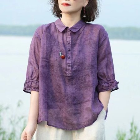 Женская футболка с вышивкой и средним рукавом фотография