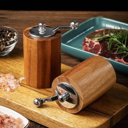 Ручная деревянная мельница для перца и соли изображение