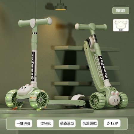 Детский самокат фотография