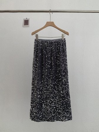 Высокая юбка с блестками из бархата изображение