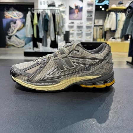 Кроссовки NB 1906R фотография