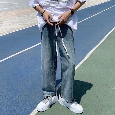 Летние мужские джинсы с разрывами и прямыми штанинами фото