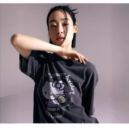 Кот Кетти широкая свободная футболка с коротким рукавом фото