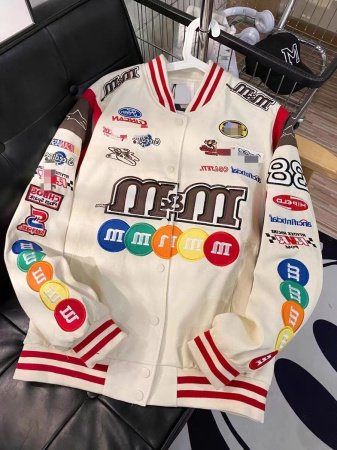 Мужская куртка с вышивкой фото