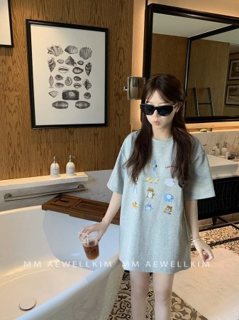 Женская футболка с коротким рукавом 2024 летней коллекции изображение