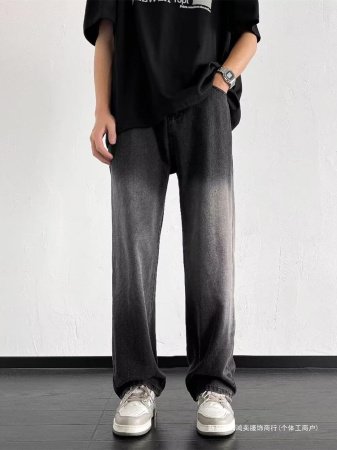 Широкие джинсы с постепенным переходом цвета фото