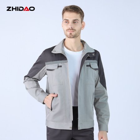 Рабочий костюм с длинным рукавом фотография