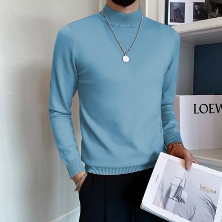 Мужской свитер с высоким воротником изображение