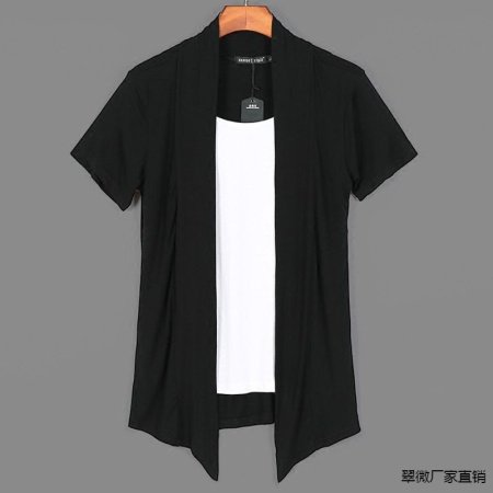 Летняя мужская футболка с коротким рукавом фотография