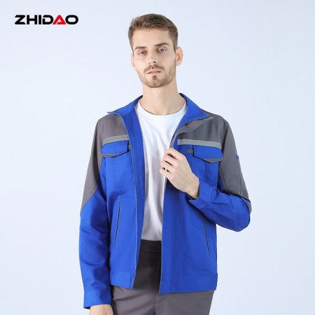 Рабочий костюм с длинным рукавом фотография