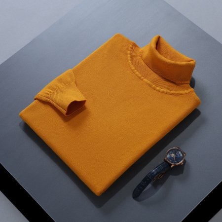 Мужской свитер с высоким воротником на осень и зиму изображение