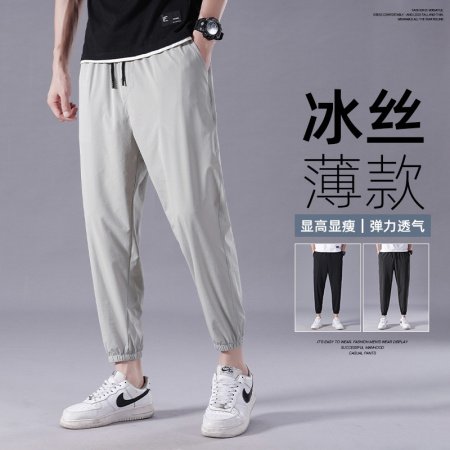 Мужские летние брюки из легкого льняного материала фотография