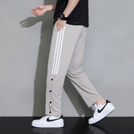 Летние спортивные брюки для мужчин изображение