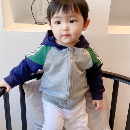 Детская куртка весенняя 2024 фото