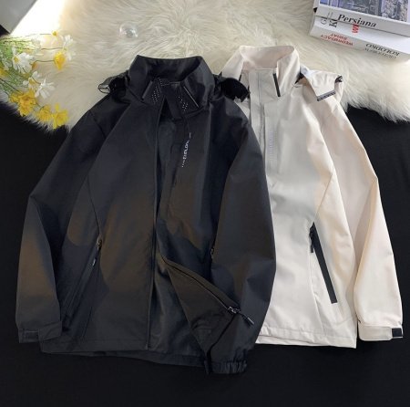 Мужская уличная куртка с капюшоном изображение