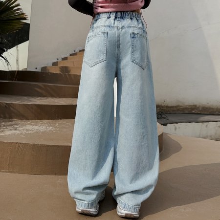 Джинсы для девочек весна 2024 фотография