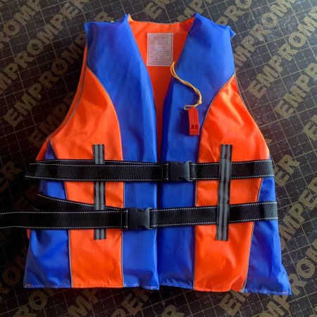 Детский спасательный жилет с увеличенной плавучестью фото