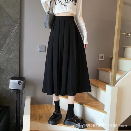 Женская юбка 2023 новой коллекции фотография