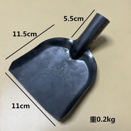 Кухонная лопатка с деревянной ручкой изображение