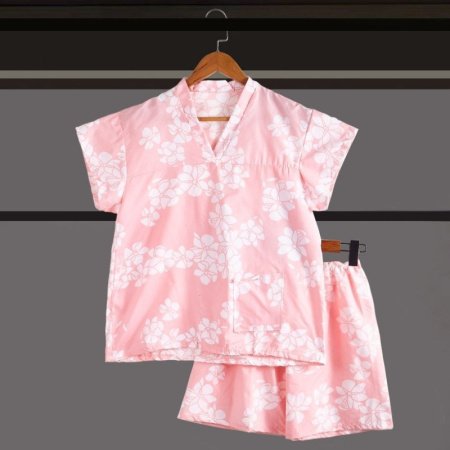 Одноразовый халат для сауны и купания фотография