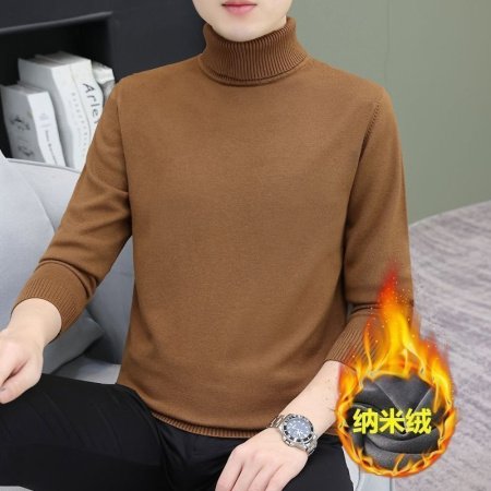 Мужской свитер с высоким воротником и утеплением изображение