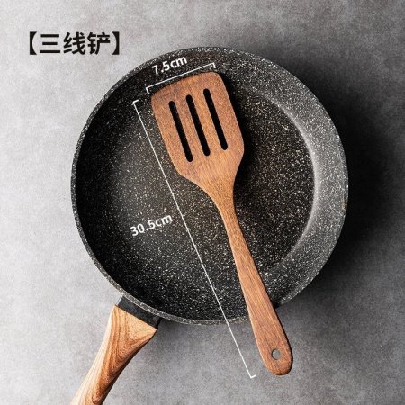 Набор кухонных инструментов из натурального дерева фотография