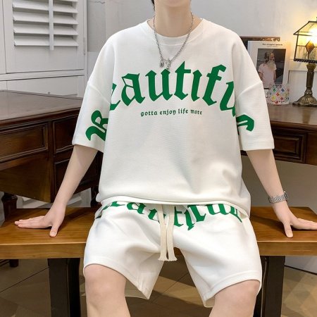 Мужской летний спортивный костюм изображение