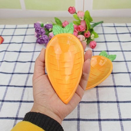 Детская керамическая тарелка с рисунком редиски изображение