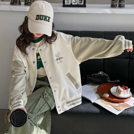 Детская куртка весна-лето 2024 изображение