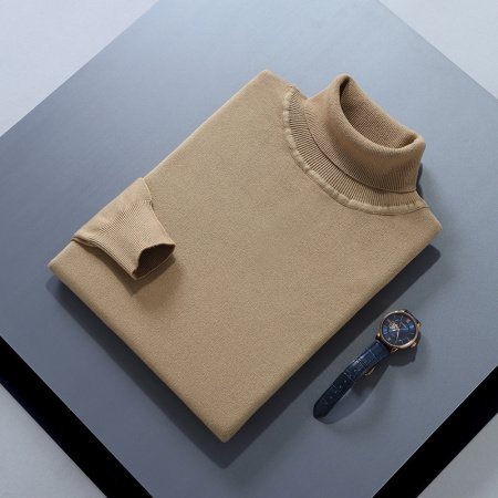 Мужской свитер с высоким воротником на осень и зиму изображение