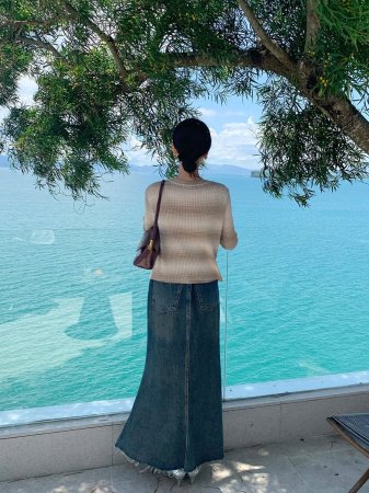 Высокая джинсовая юбка A-силуэта 2023 фото