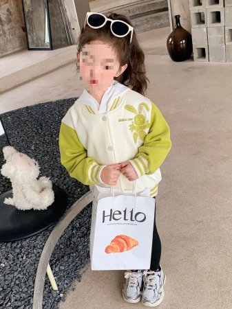 Детская куртка с принтом изображение