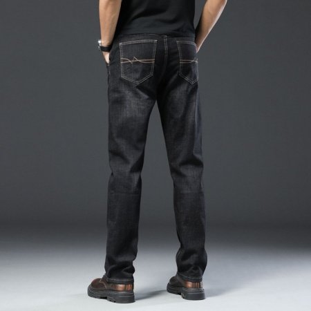 Мужские джинсы прямого кроя фотография