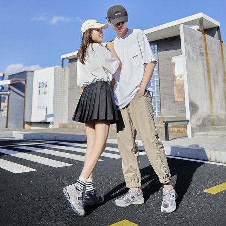 Кроссовки New Balance 2002R изображение