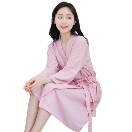 Халат для ванной комнаты с рисунком в клетку изображение