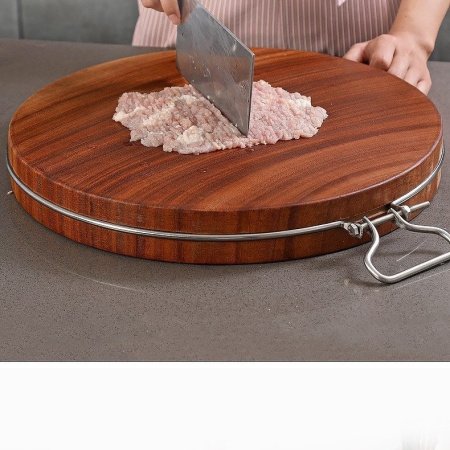 Кухонная доска из твердого дерева фотография