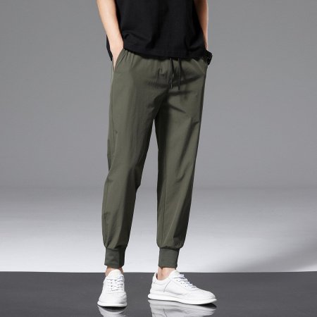 Летние мужские брюки из легкого материала изображение