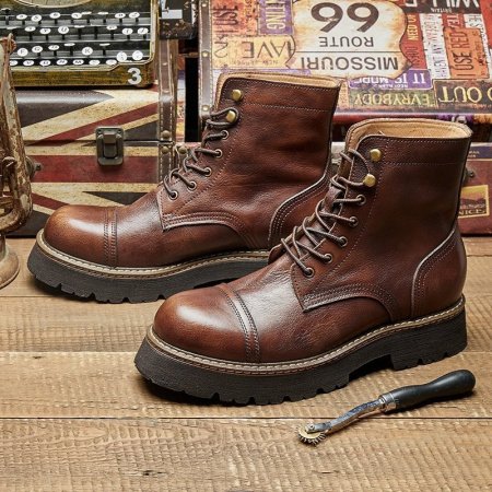 Мужские ботинки Martin 8111 из натуральной кожи фотография